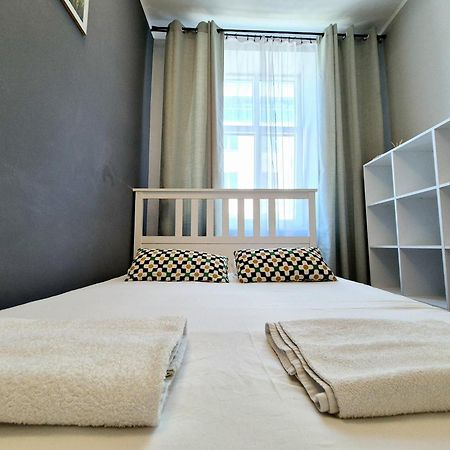 Pini Hostel - Przytulne Pokoje W Centrum Krakowa Kültér fotó