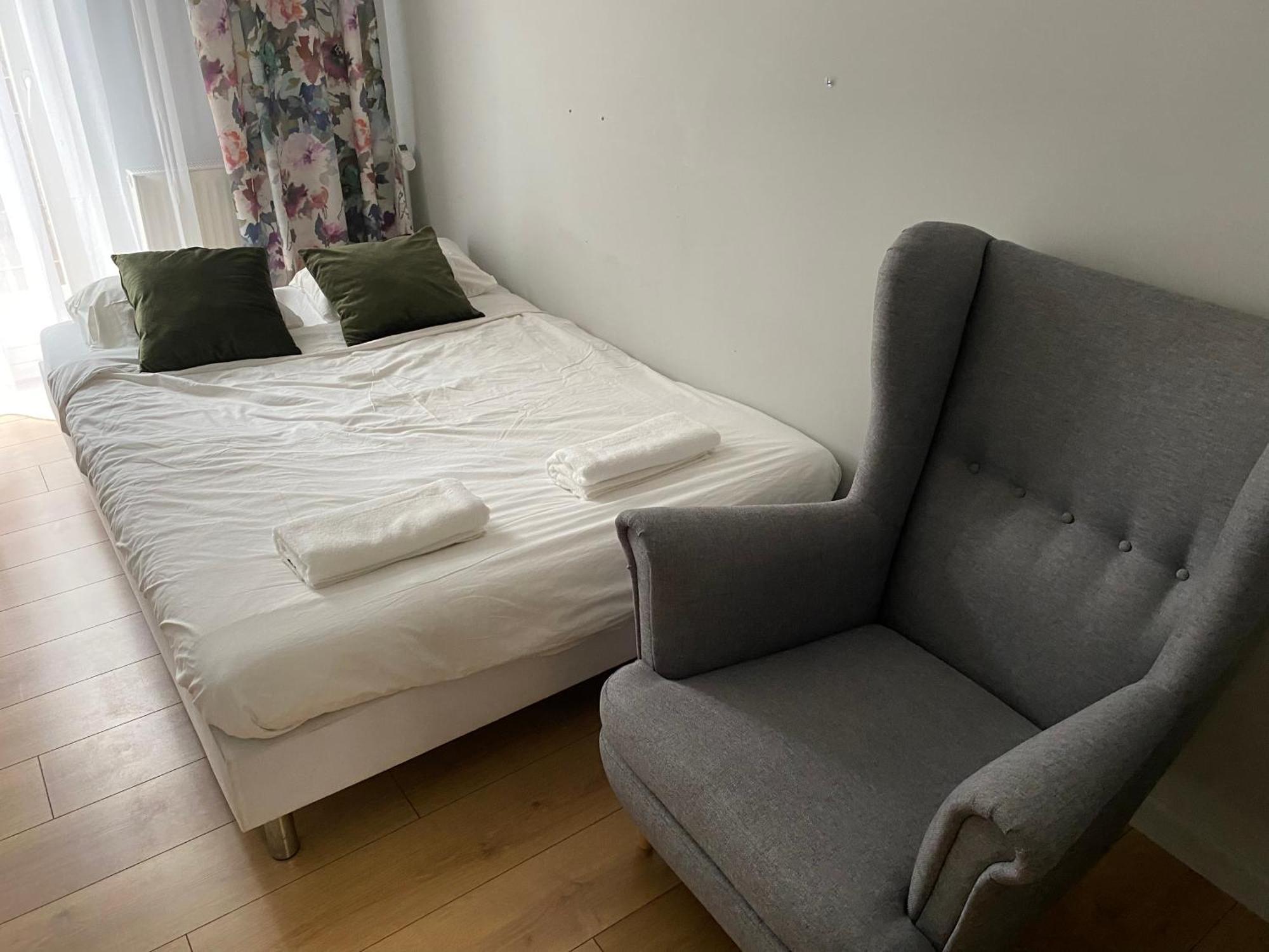 Pini Hostel - Przytulne Pokoje W Centrum Krakowa Kültér fotó