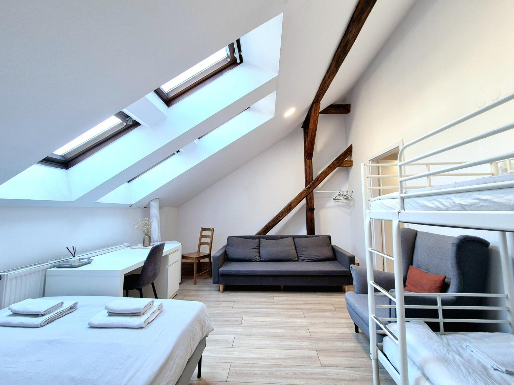 Pini Hostel - Przytulne Pokoje W Centrum Krakowa Kültér fotó