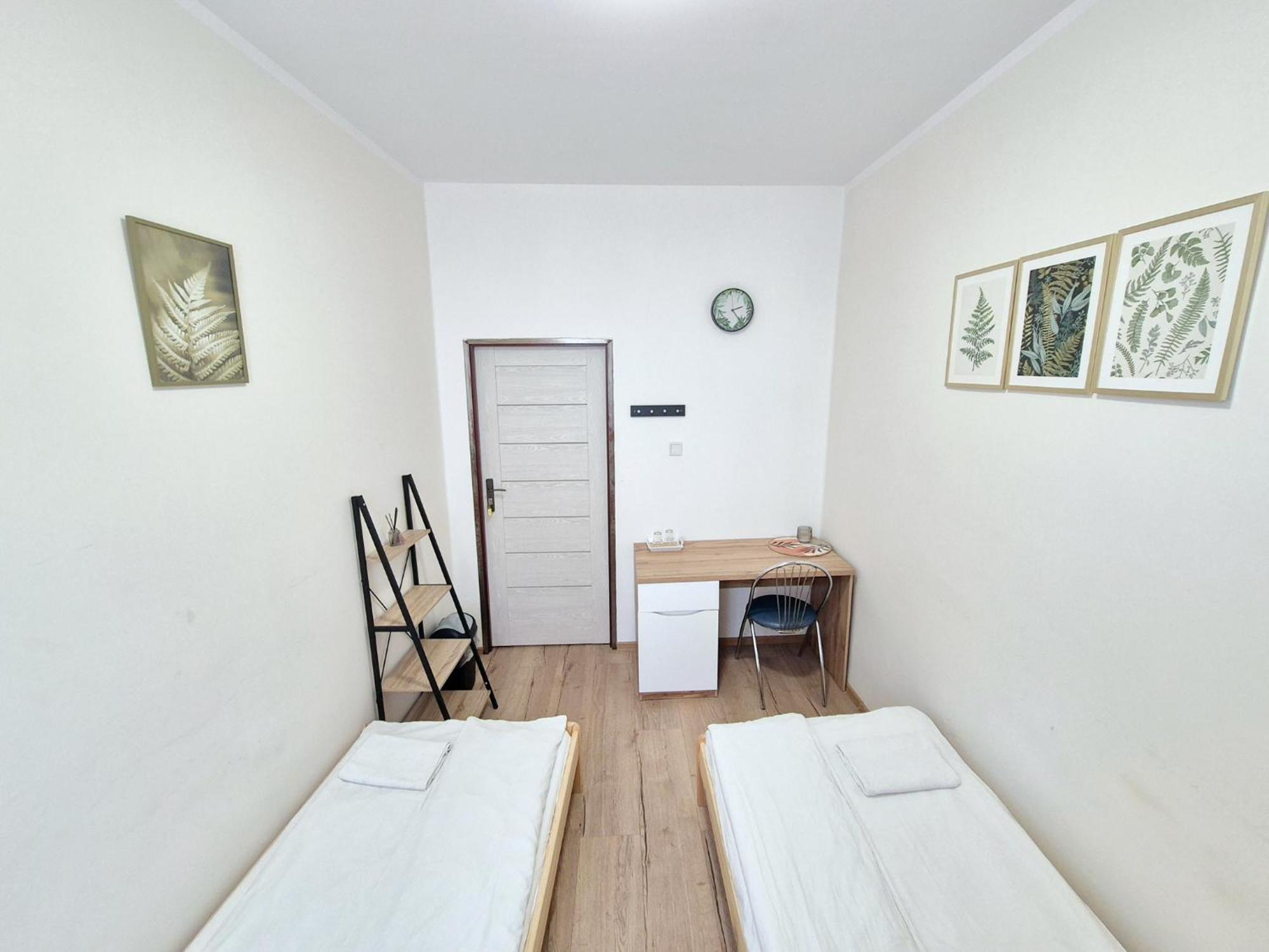 Pini Hostel - Przytulne Pokoje W Centrum Krakowa Kültér fotó