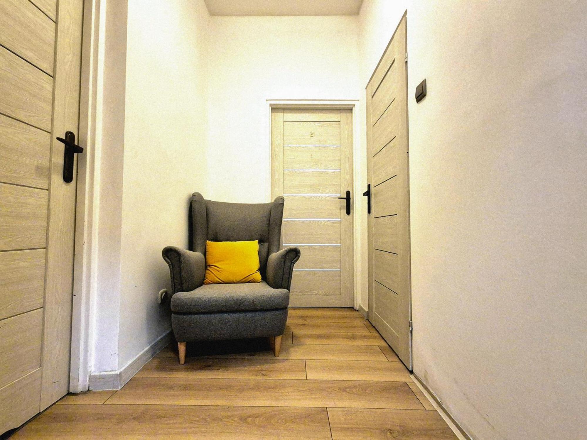 Pini Hostel - Przytulne Pokoje W Centrum Krakowa Kültér fotó
